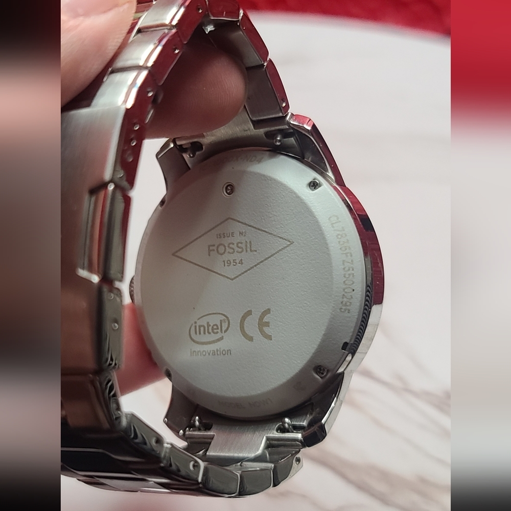 Men's FOSSIL Watch - Picture 5 of 8
